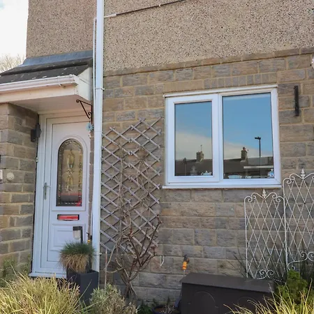 Apartment 17 Alexandra Court *